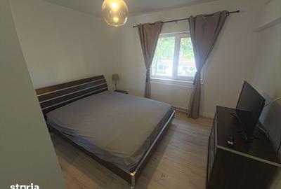 Apartament cu 2 camere decomandat, mobilat în Delfinariu