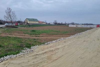 Spațiu comercial, în Slătioara - 2