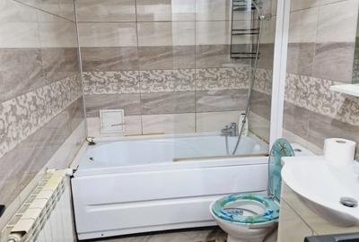 Inchiriez apartament cu 2camere - 4