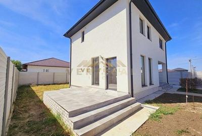 De vanzare casa 4 camere in comuna Berceni - 4