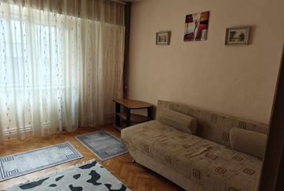 Apartament cu 3 camere decomandat în Casa de Cultură - 7