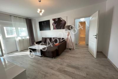 Apartament cu 3 camere semidecomandat în Iancului