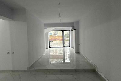 Spațiu comercial, de 110 mp, în Ultracentral - 6