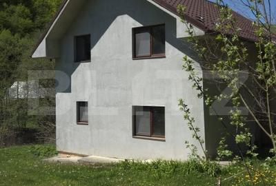 Casă cu 6 camere cu Teren 4159 Mp în Telciu - 14