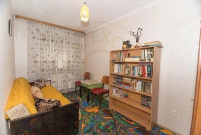 Apartament 3 camere Calea Bucuresti Etaj 1 - 1