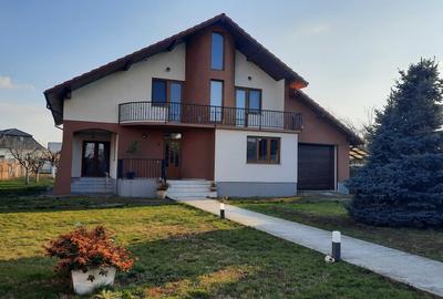 Casă cu 4 camere cu Teren 1514 Mp în Central - 4