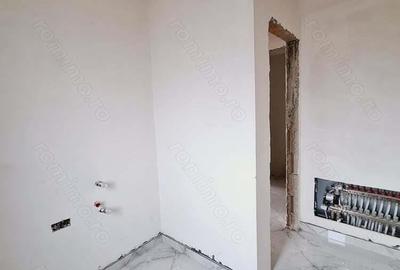 Aproape de benzinaria ESO. Casa cu 5 camere. Cu dormitor la parter. - 1