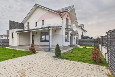 Casă cu 5 camere cu Teren 559 Mp în Samurcași