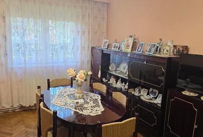 Apartament cu 3 camere decomandat în Central - 9