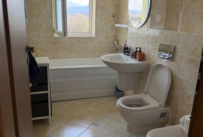 Apartament cu 3 camere decomandat în Sânpetru - 4