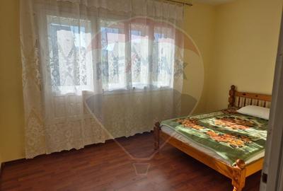 Casa / Vila cu 6 camere de vanzare - 5