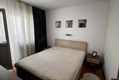 Apartament 3 camere decomandat, zona Lipovei.