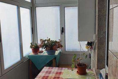 Apartament cu 2 camere decomandat în Central - 2