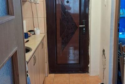 Garsonieră decomandată în Central - 6