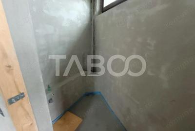 Casă cu 5 camere cu Canalizare în Tineretului - 9