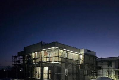 Duplex cu 3 camere cu Canalizare în 1 Decembrie - 5