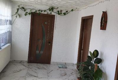 Casă cu Teren 500 Mp în Corbu - 2