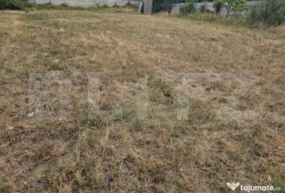 Teren de 762 mp, în Central - 3