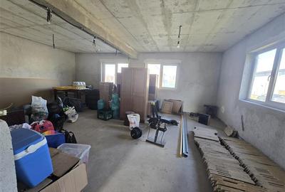 Casă cu 4 camere cu Teren 300 Mp în Palota - 11