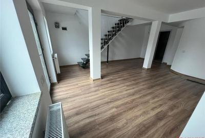 Vila la cheie- Magura Crihan- 1000 mp teren! - 10