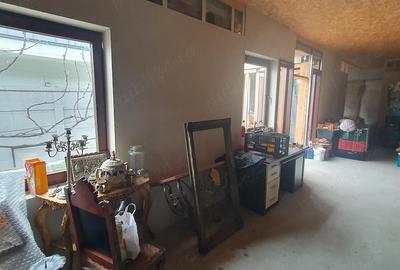 Casă cu 3 camere cu Teren 150 Mp în Central - 4