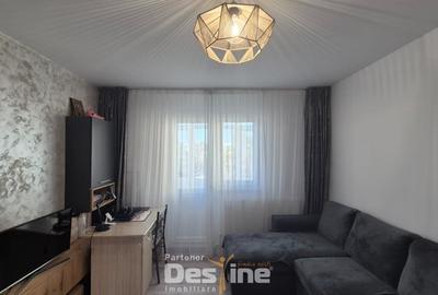 Apartament cu 2 camere semidecomandat, mobilat în Tractorul - 2