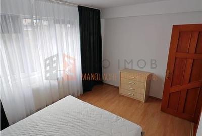 Apartament 3 camere cf 1 semidecomandat zona Micro 3 - 6