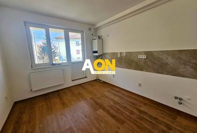 Garsonieră decomandată în Cetate - 3