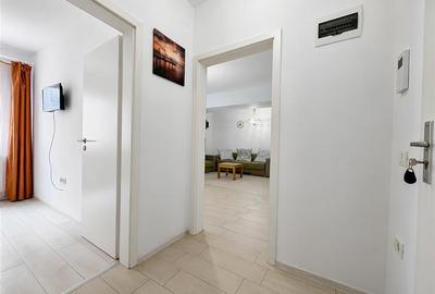 Apartament cu 2 camere decomandat, mobilat în Tractorul - 4