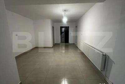 Casă cu 4 camere cu Teren 500 Mp în Central - 3
