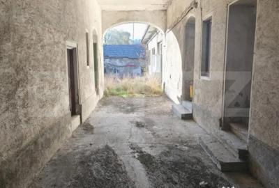 Spațiu comercial, de 1,883 mp, în Central - 15