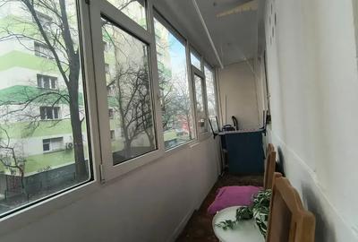 Apartament cu 2 camere semidecomandat, mobilat în 1 Mai - 13