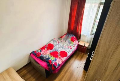 Apartament cu 3 camere semidecomandat în Big - 3