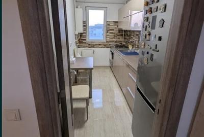 B-dul Constantin Brancoveanu,bl.2015,et,4/7,DECOMANDATA,Renovata,centrala,balcon - 2