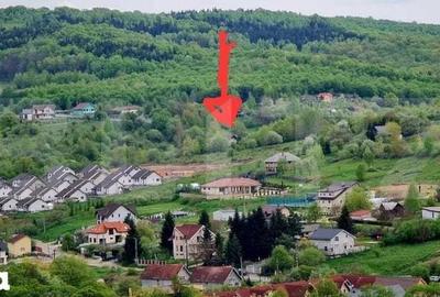 Teren de 1500 mp, în Central - 2