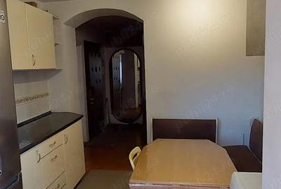 Apartament cu 3 camere decomandat în Bucovina - 9