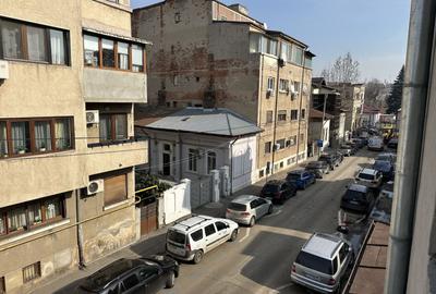 Casă individuală cu 19 camere cu Canalizare în Pache Protopopescu - 26