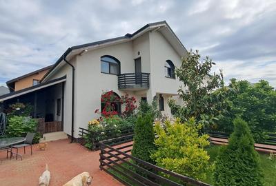 Casă individuală cu 5 camere cu Teren 300 Mp în Tunari - 1