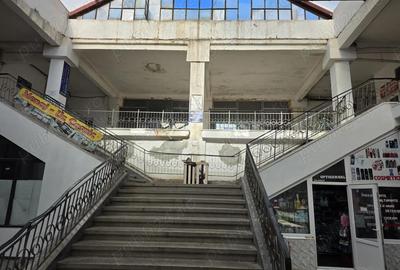 Spațiu comercial, de 160 mp, în Traian - 2