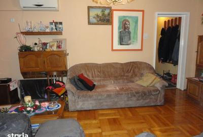 Apartament cu 3 camere în Central - 14