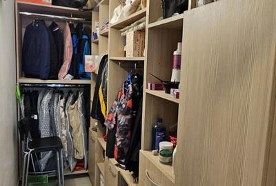 Casă cu 4 camere cu Teren 1000 Mp în Central - 1