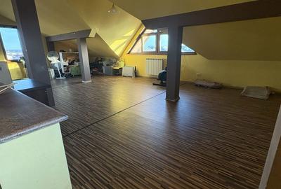 Casă cu 4 camere cu Teren 1000 Mp în Central - 8