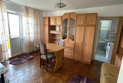 Inchiriez apartament 2 camere