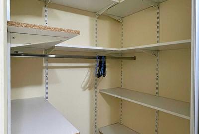 Apartament cu 3 camere decomandat în Florești - 1