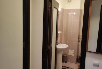 Apartament cu 2 camere decomandat în Păcii - 3