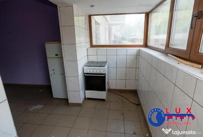 Spațiu comercial, de 66 mp, în Piața Nouă - 8