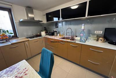 Apartament cu 5 camere în Central - 17