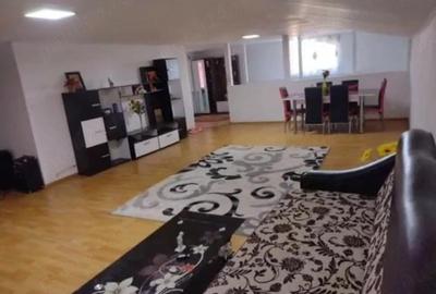 Casă cu 8 camere cu Teren 600 Mp în Adunații-Copăceni - 2