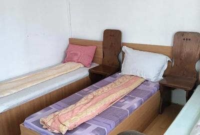 Casă cu 5 camere cu Teren 200 Mp în Stupini - 12