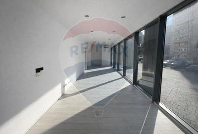 ONIX BRASOV - SPATIU COMERCIAL CU VITRINA DE 20 M - 7